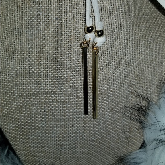 Choker - Picture 3 of 4